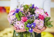 Доставка цветов: приятные сюрпризы для женщин