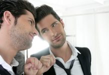 Симптомы и лечение нарциссиизма