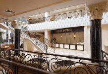 Где лучше остановиться в Москве ?