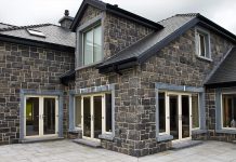 Варианты отделки каменного дома