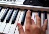 Как научиться играть на синтезаторе?