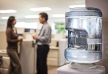 Как выбрать питьевую воду для офиса?