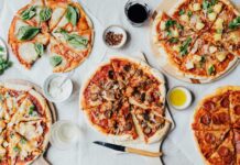 Разнообразие вкусов и ароматов в каждом горячем блюде в Pizza La Roma