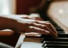 How to Play the Piano Correctly: A Beginner’s Guide to Technique and Confidence