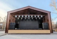 Оборудование сцены: что необходимо для современной площадки